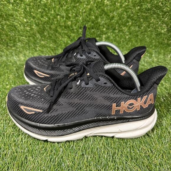 HOKA Clifton 9 Running Shoes Women Size 7 Black Rose Gold Comfort Low Sneakers - Picture 3 of 14